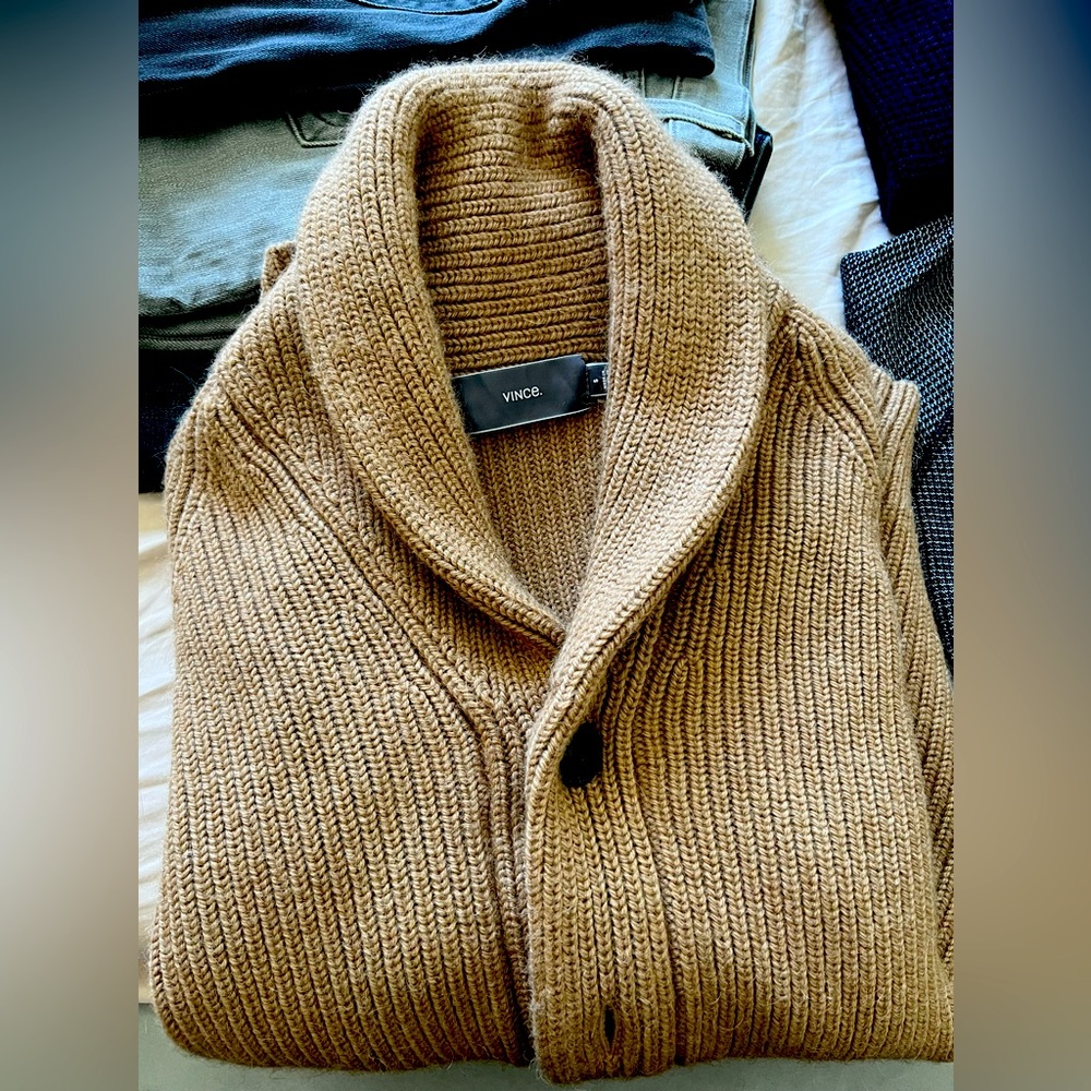 NWOT Vince lambswool cardigan size small.
